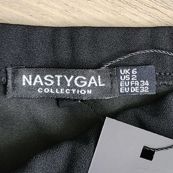 NWT Nastygal Collection Black Tulip Hem Tie Waist Skirt Size 2 - Picture 6 of 9